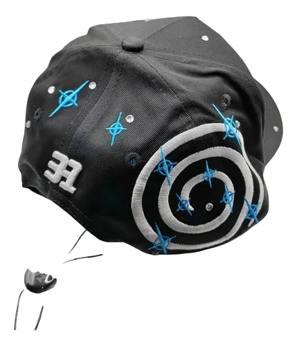 31 HATS T STARS