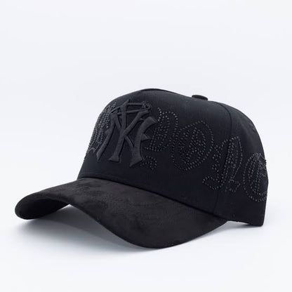 31 HATS “CRISTALS BLACK”