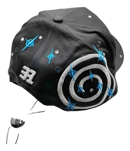 31 HATS T STARS